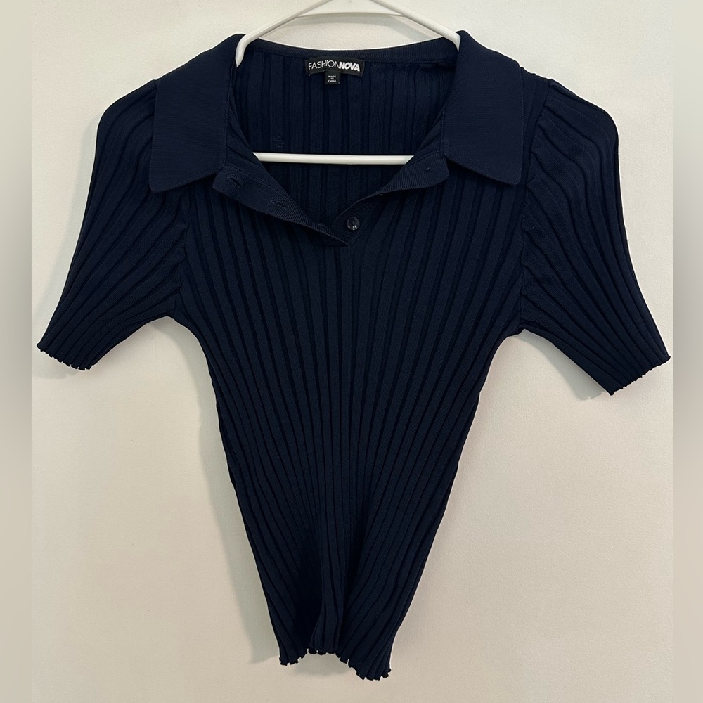 FASHIONNOVA collared button short sleeve ribbed top
